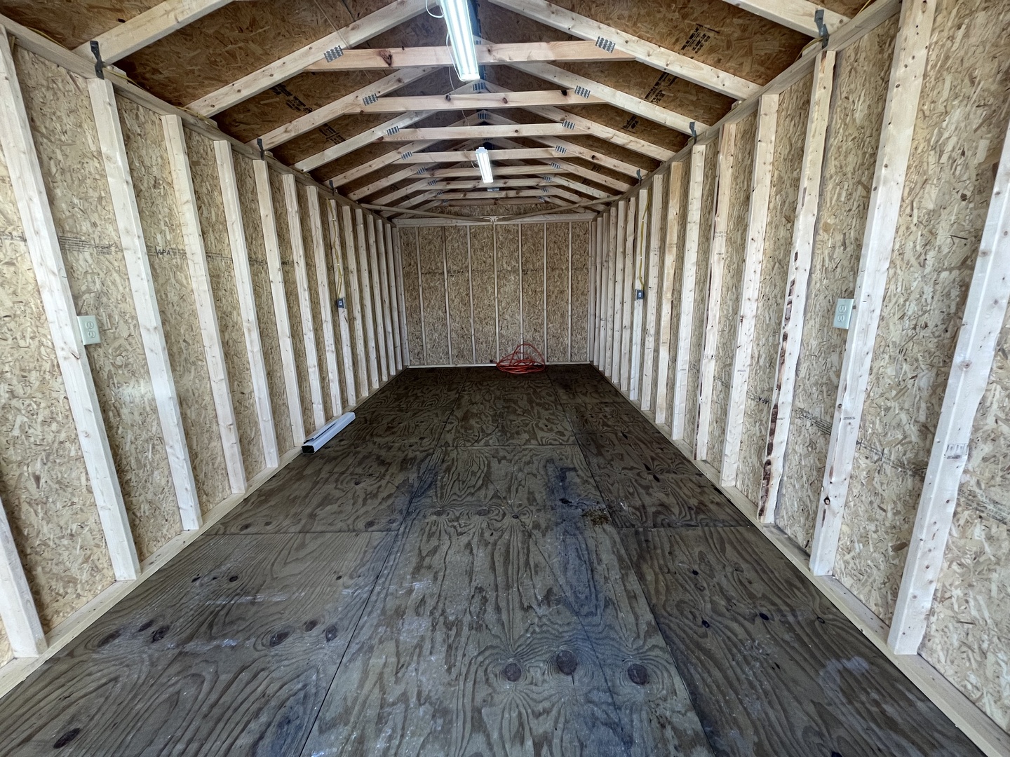 726 E Thompson Avenue, Hoopeston, IL 60942