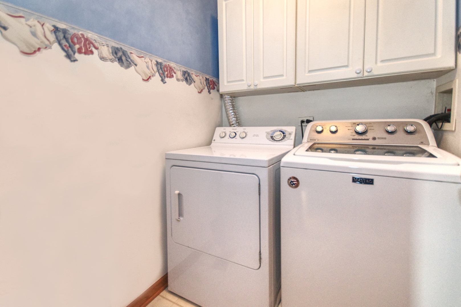 917 Prairie Path Lane, Joliet, IL 60436