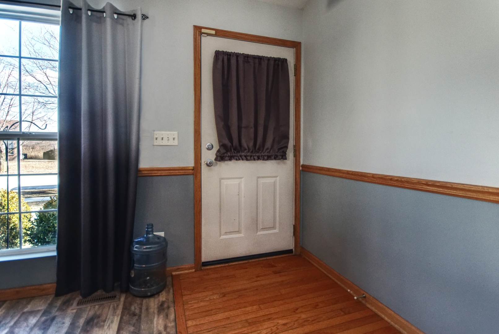 917 Prairie Path Lane, Joliet, IL 60436