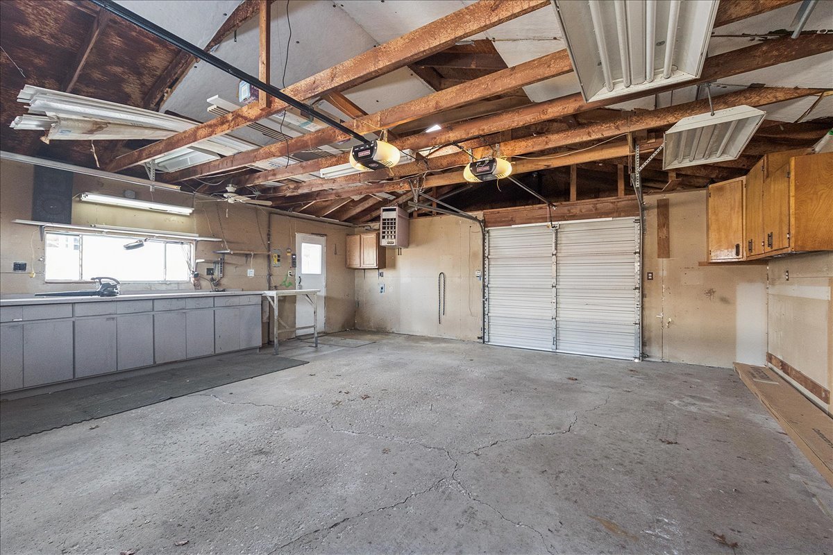 11118 S Natoma Avenue, Worth, IL 60482