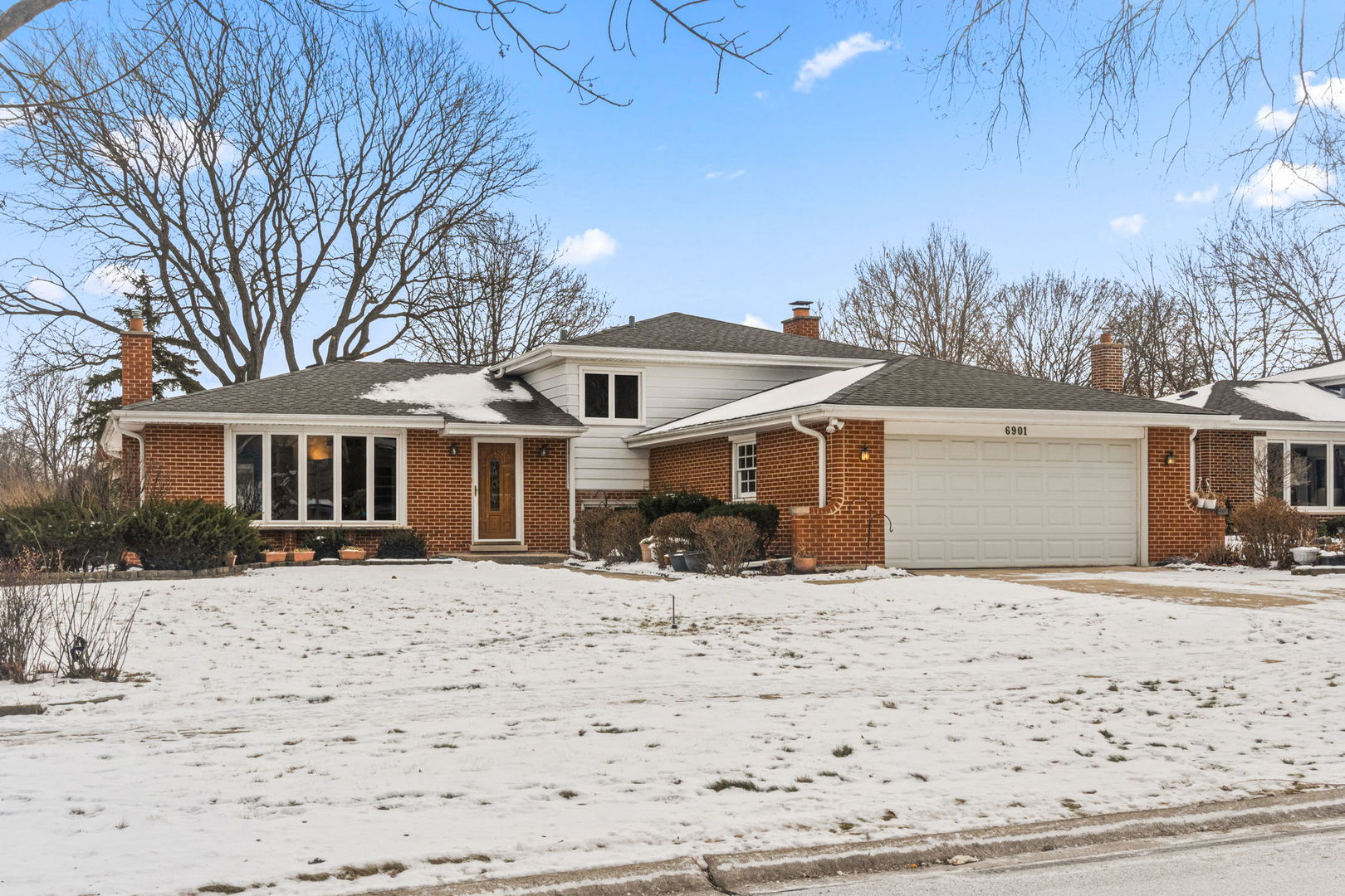 6901 Springside Avenue, Downers Grove, IL 60516