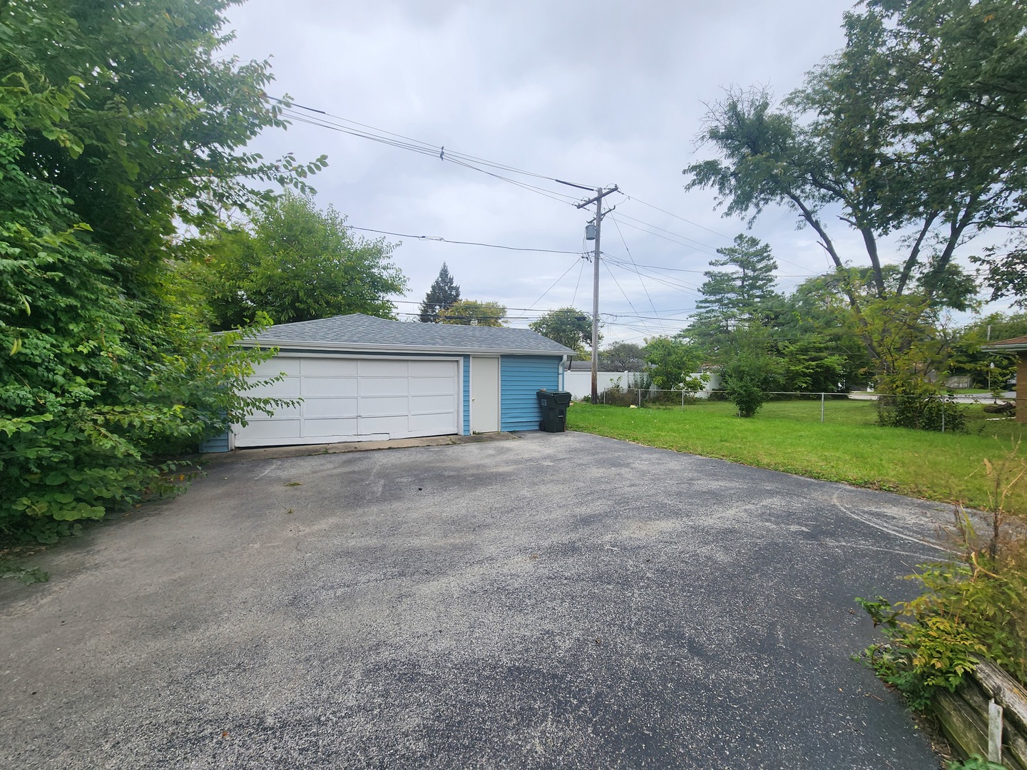 1208 Evergreen Road, Homewood, IL 60430