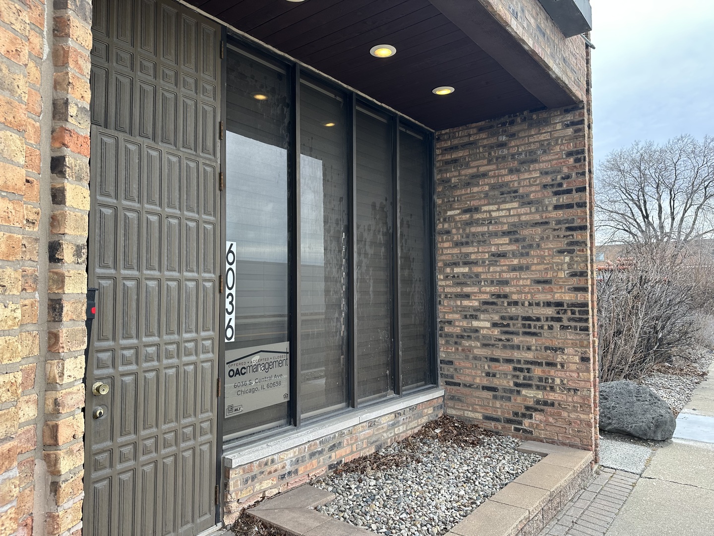 6036 S CENTRAL Avenue, Chicago, IL 60638