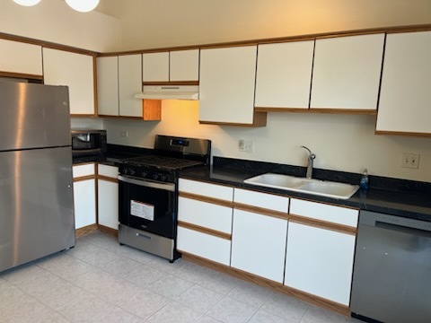 796 Stonewall Court #796, Schaumburg, IL 60173