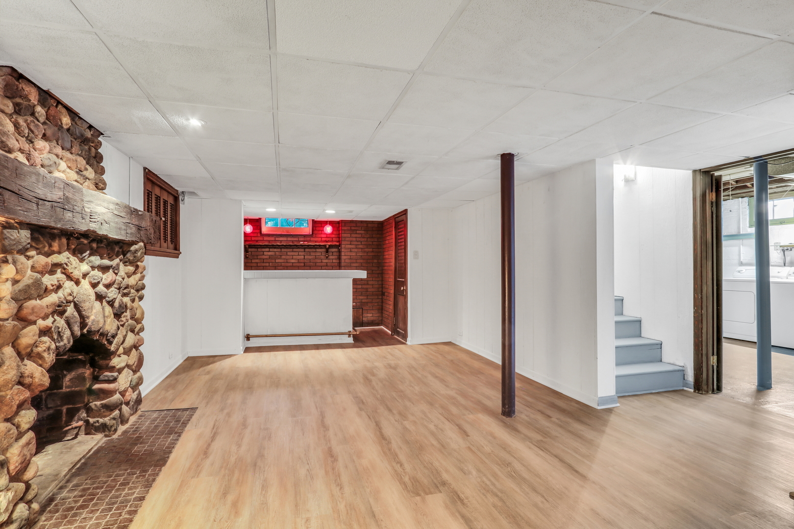 526 W Jackson Street, Woodstock, IL 60098