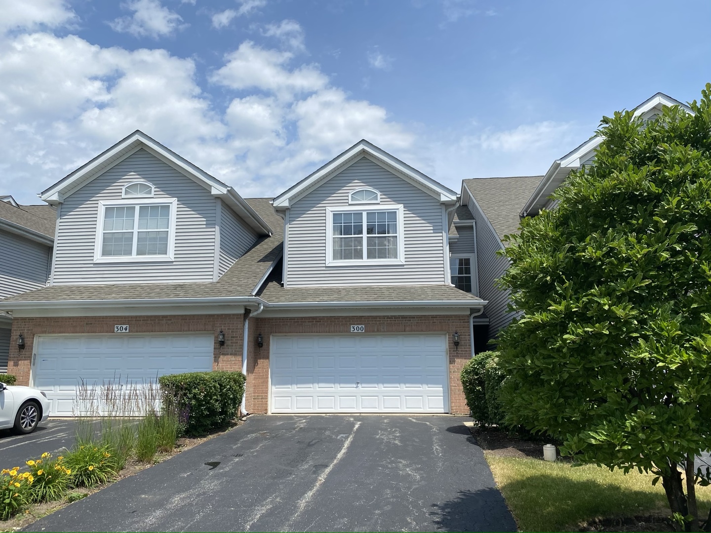 300 LUNT Avenue #300, Schaumburg, IL 60193