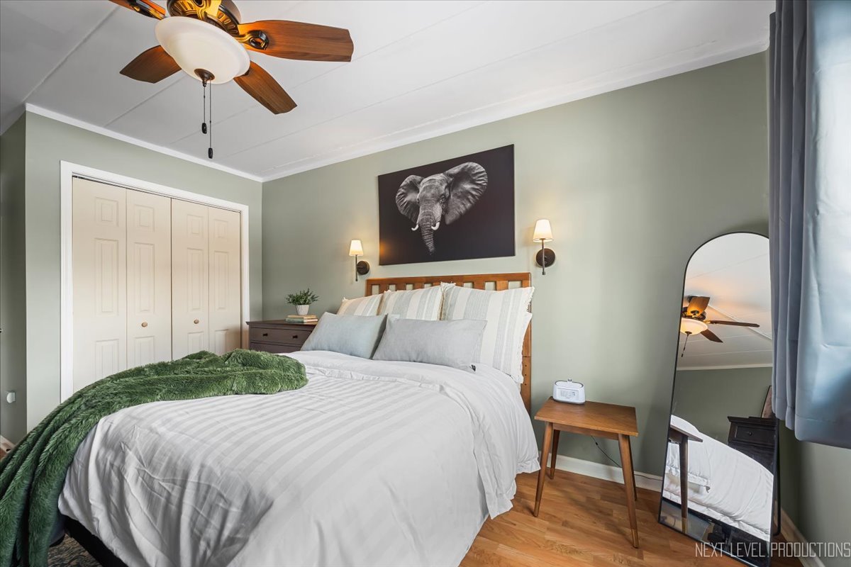 127 N Wolf Road #60A, Wheeling, IL 60090