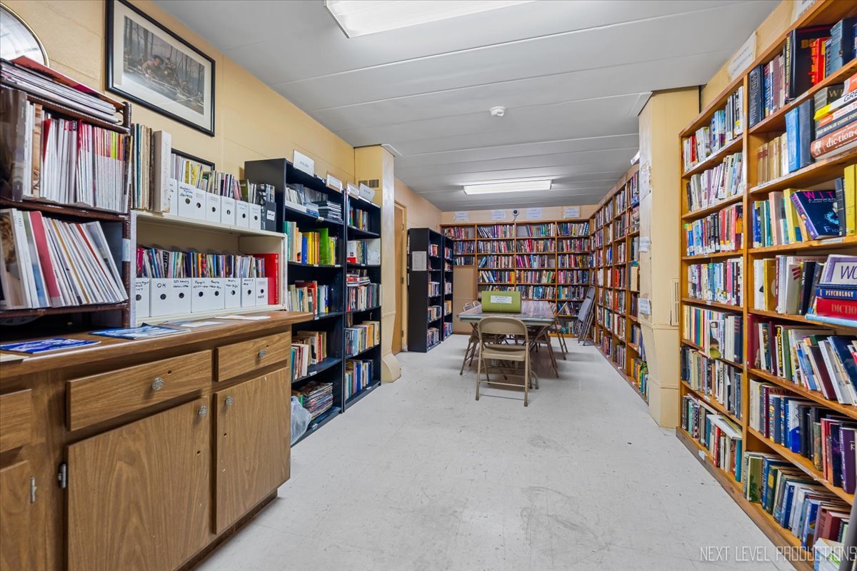 127 N Wolf Road #60A, Wheeling, IL 60090