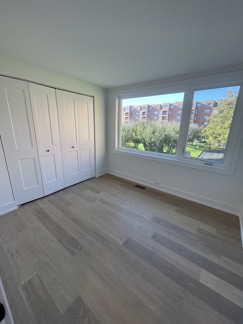 3732 Capri Court, Glenview, IL 60025