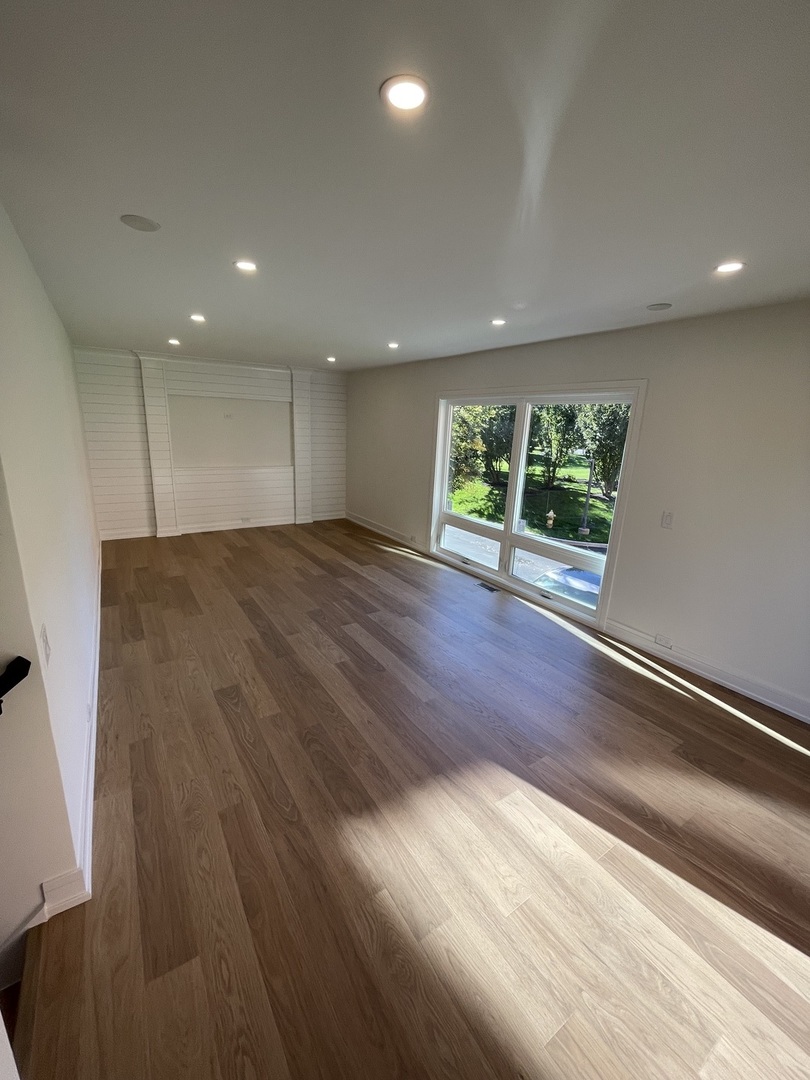 3732 Capri Court, Glenview, IL 60025