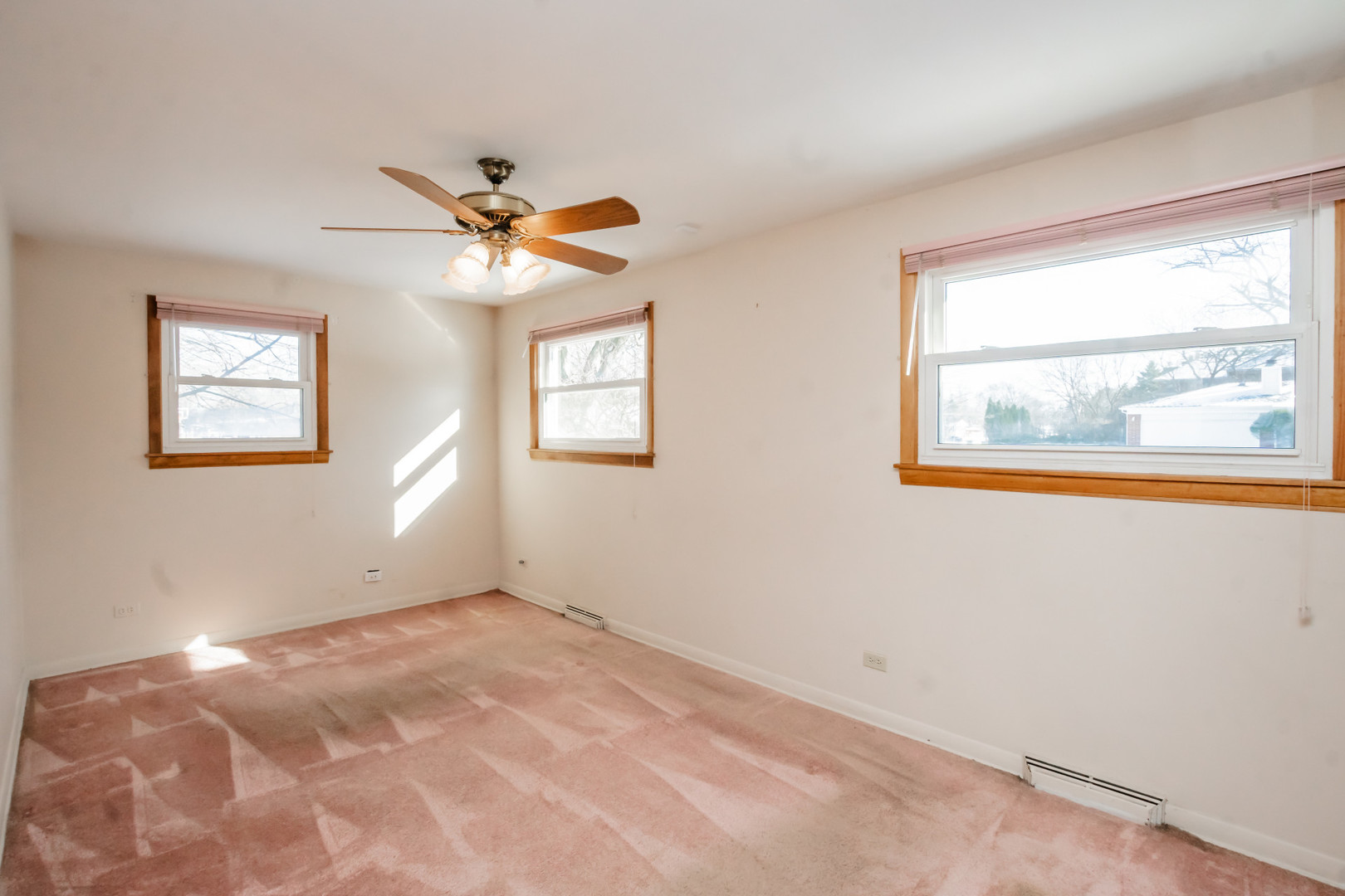 3843 Springdale Avenue, Glenview, IL 60025