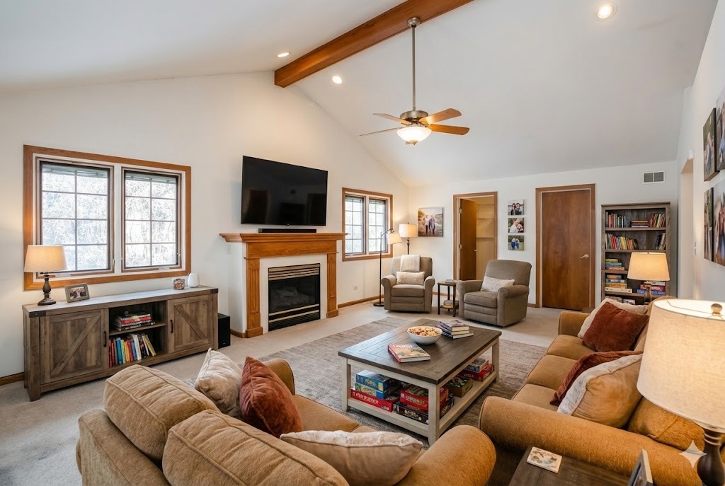 3843 Springdale Avenue, Glenview, IL 60025