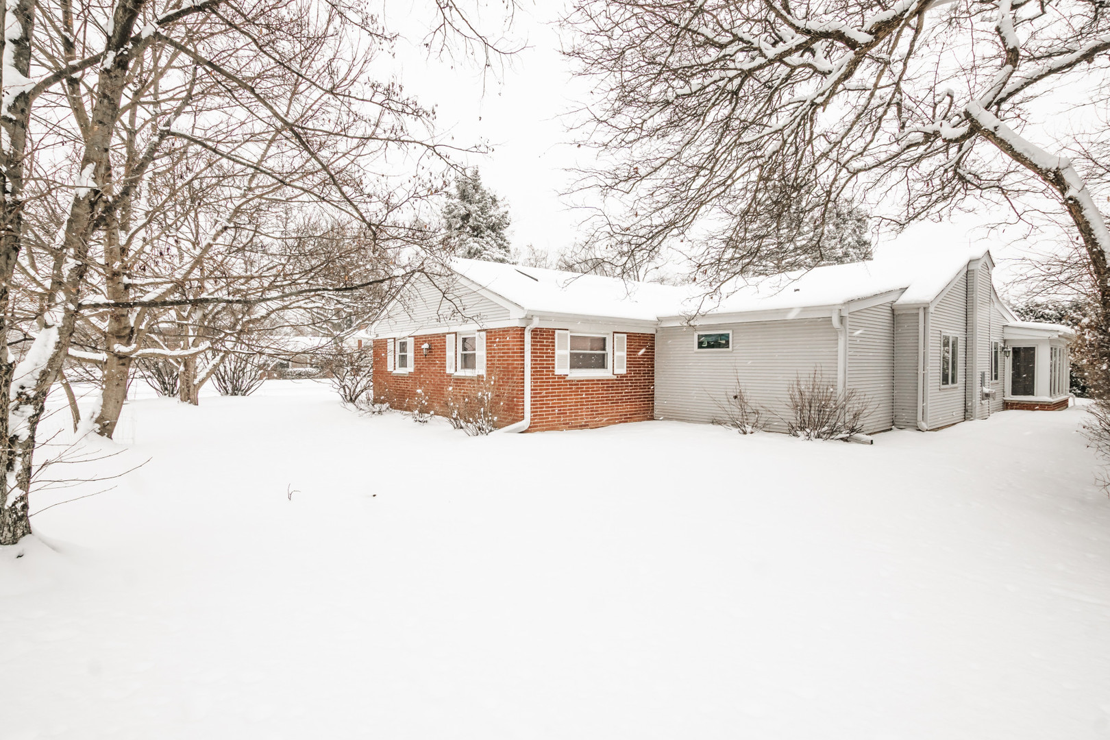 3843 Springdale Avenue, Glenview, IL 60025