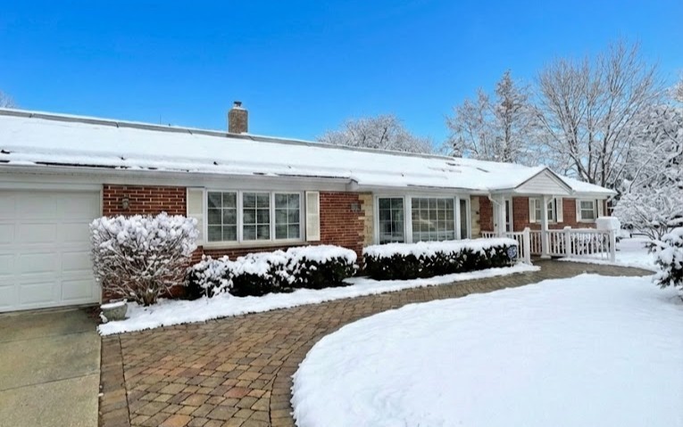 3843 Springdale Avenue, Glenview, IL 60025