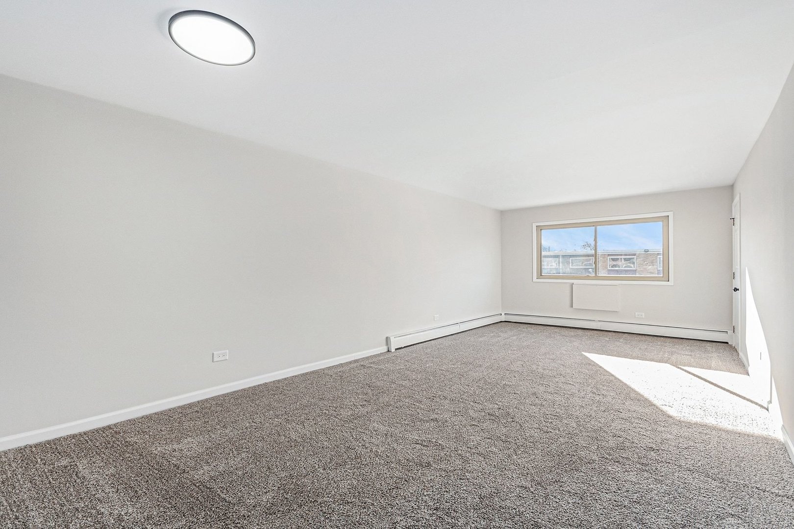 1320B Lore Lane #208, Lombard, IL 60148