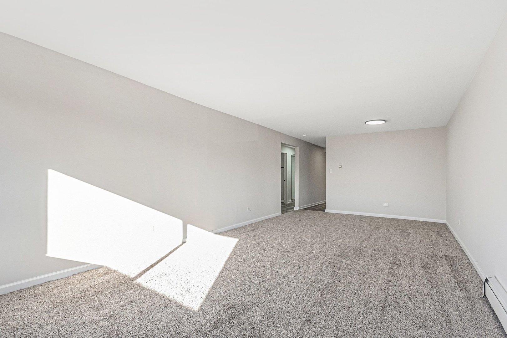 1320B Lore Lane #208, Lombard, IL 60148