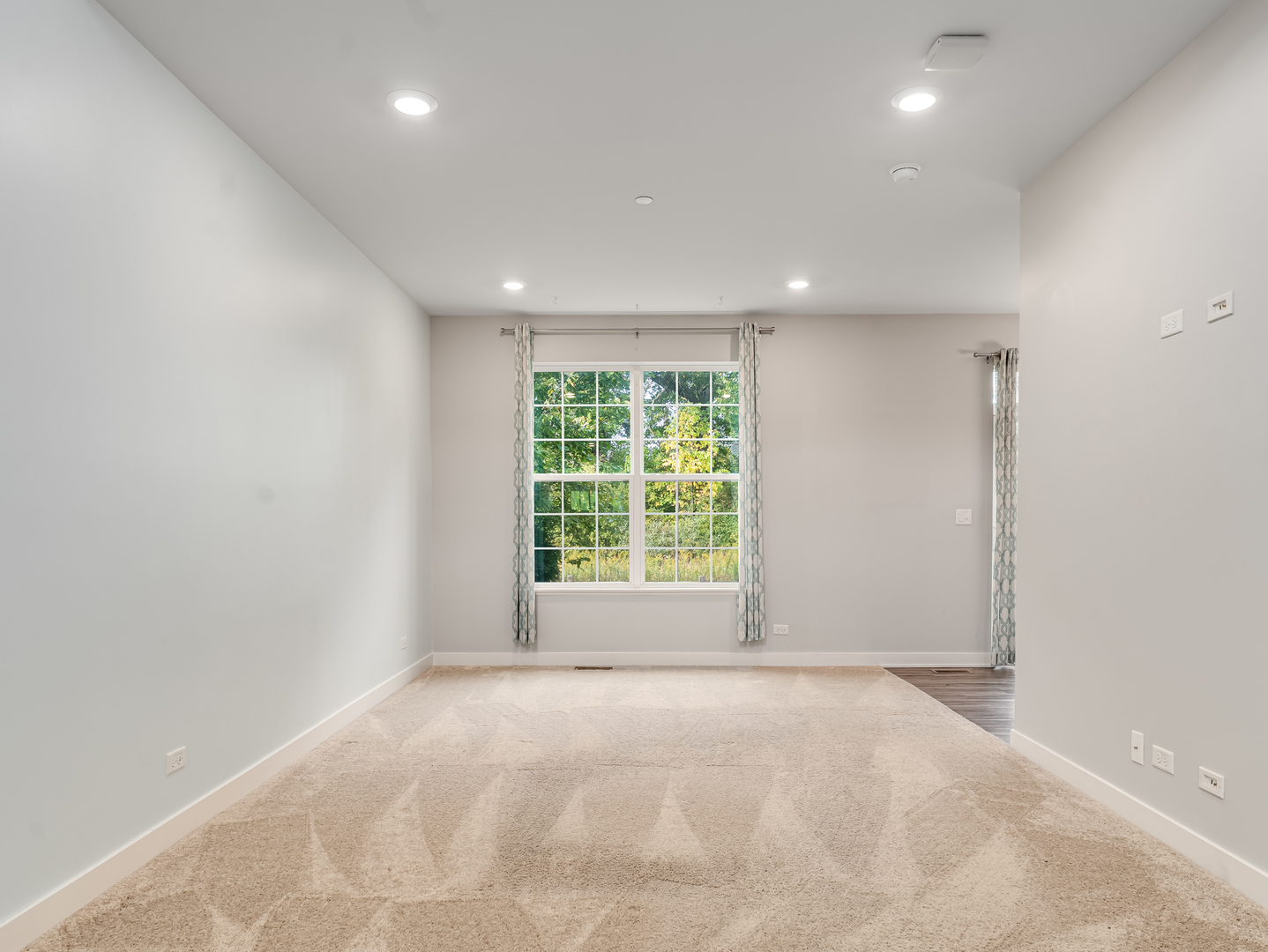 1676 Carlstedt Drive, Batavia, IL 60510