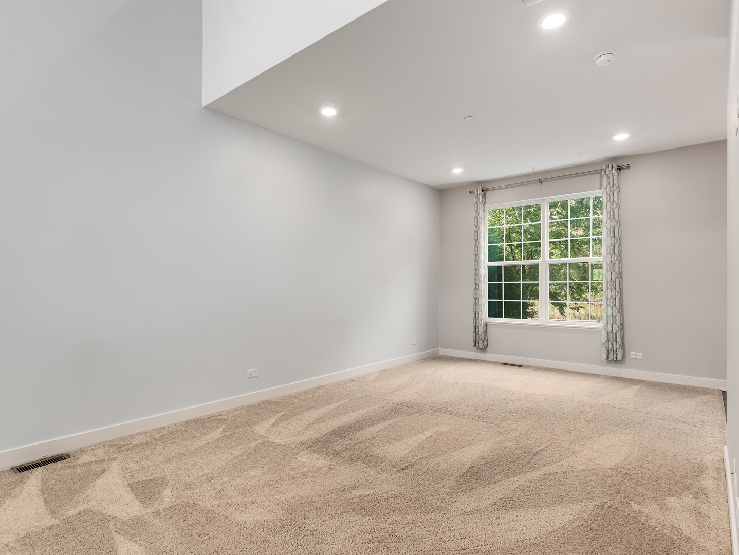 1676 Carlstedt Drive, Batavia, IL 60510