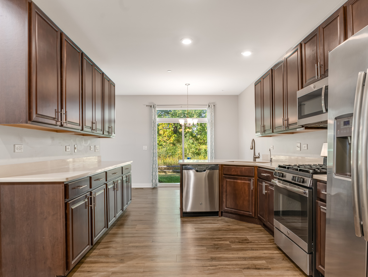 1676 Carlstedt Drive, Batavia, IL 60510