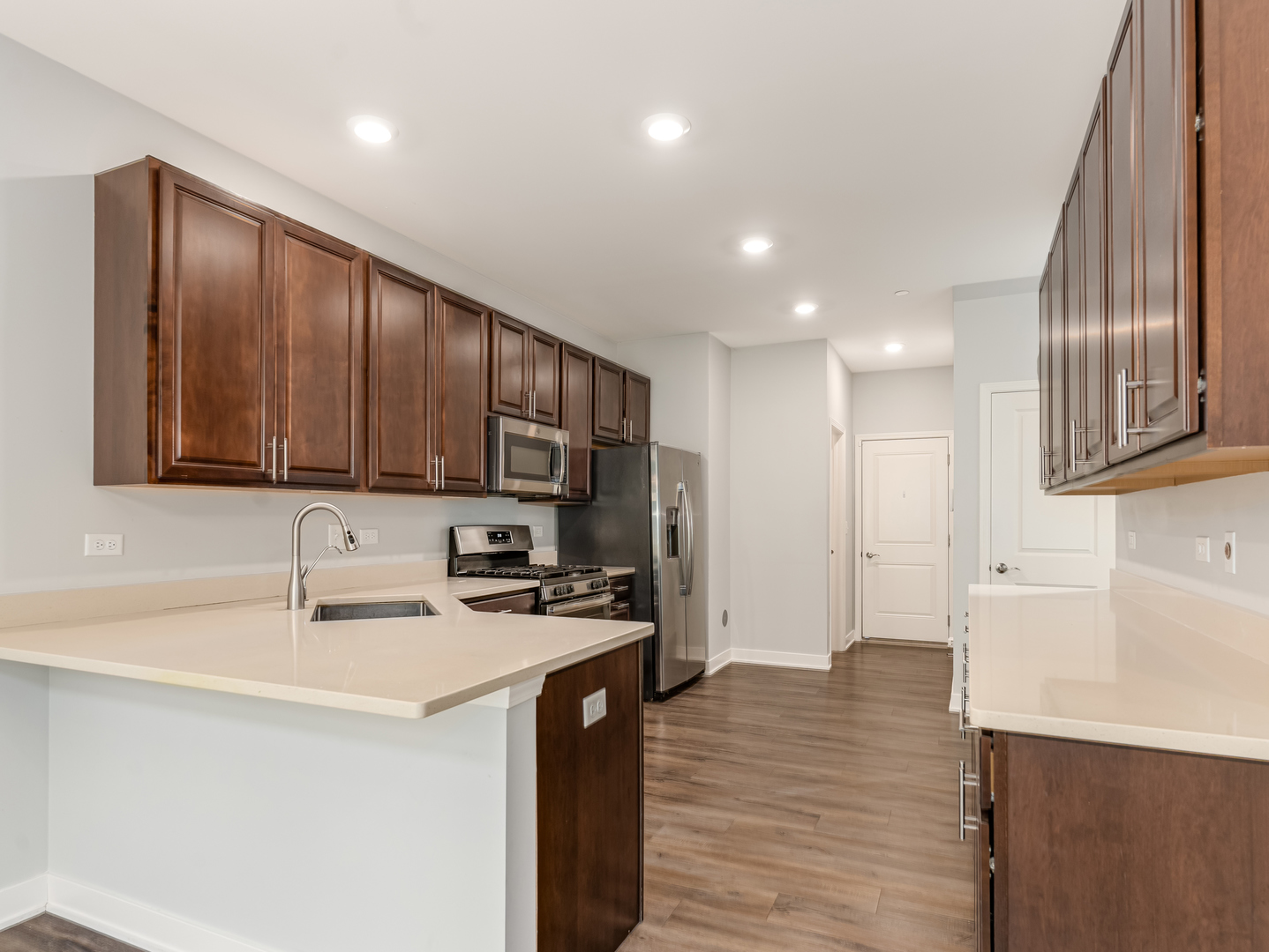 1676 Carlstedt Drive, Batavia, IL 60510