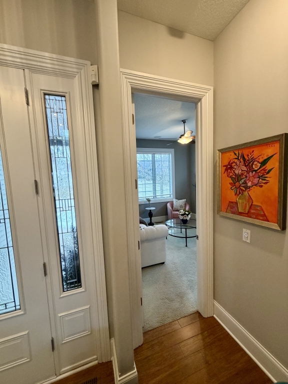 4 Sandstone Court, Le Claire, IA 52753