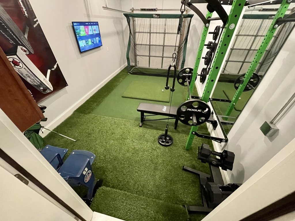 4 Sandstone Court, Le Claire, IA 52753