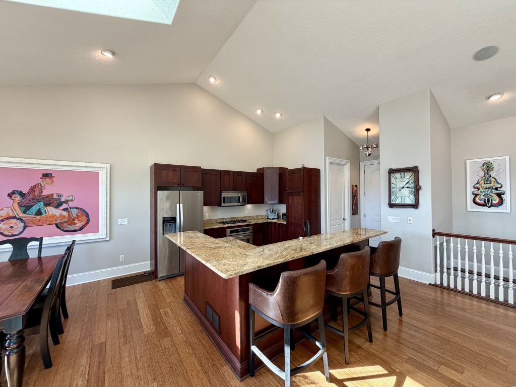 4 Sandstone Court, Le Claire, IA 52753