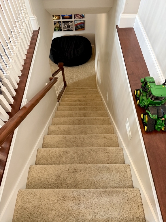 4 Sandstone Court, Le Claire, IA 52753