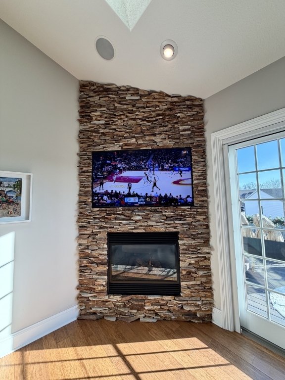 4 Sandstone Court, Le Claire, IA 52753