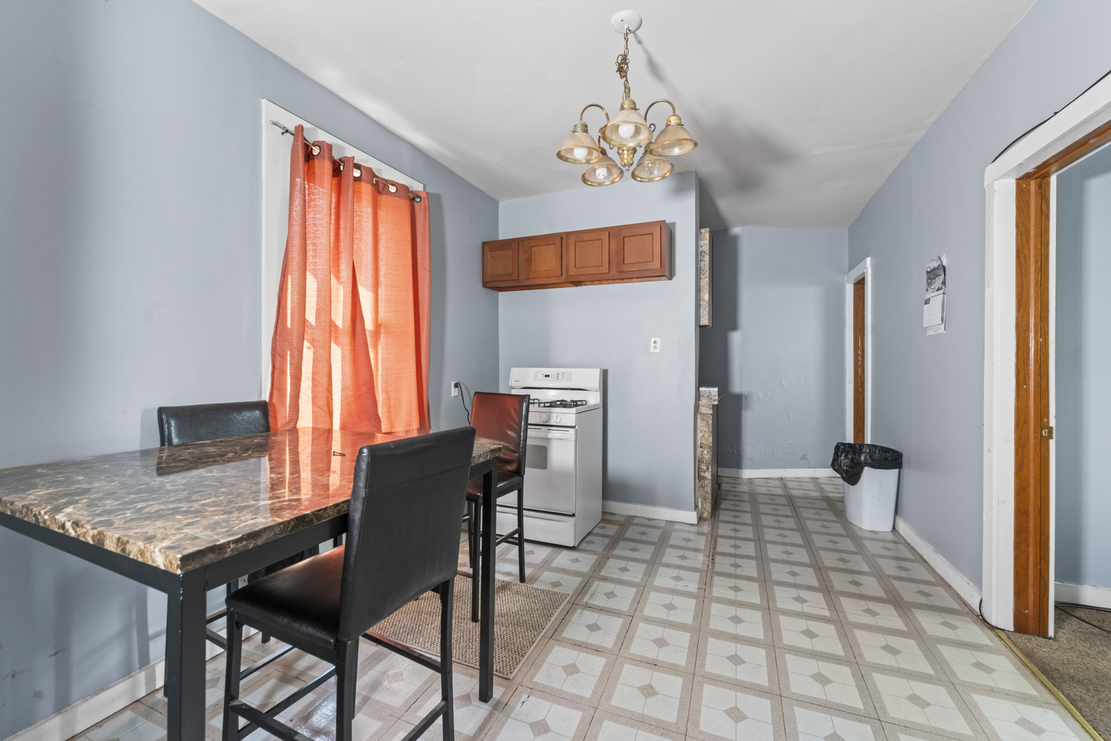 13513 S Baltimore Avenue, Chicago, IL 60633