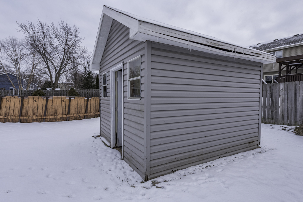 482 N Colony Drive, Round Lake Park, IL 60073