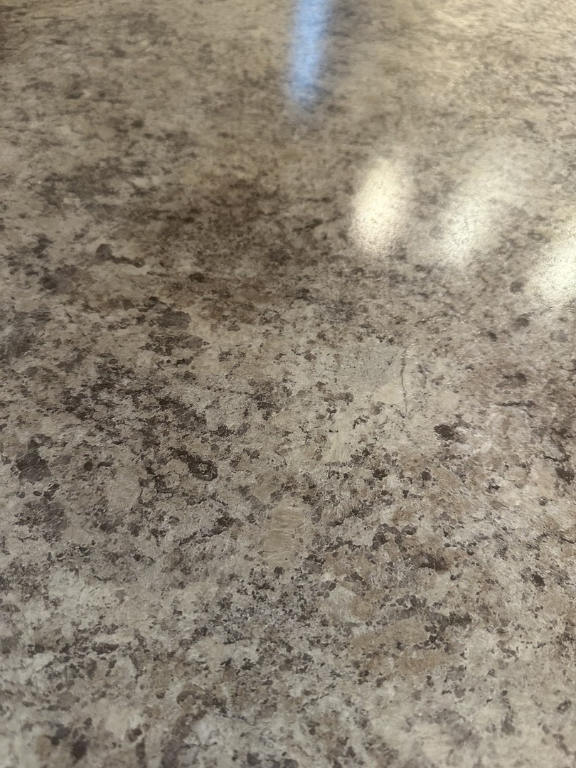 2211 Benjamin Lane, Bloomington, IL 61701