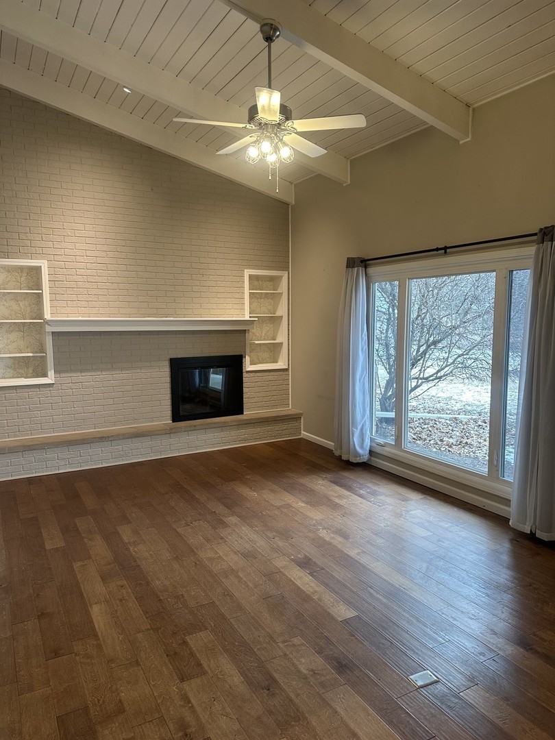 2211 Benjamin Lane, Bloomington, IL 61701