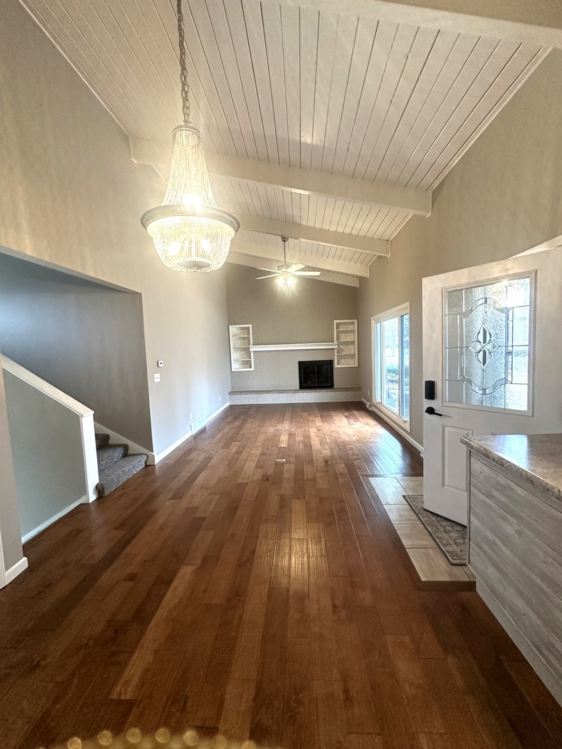 2211 Benjamin Lane, Bloomington, IL 61701