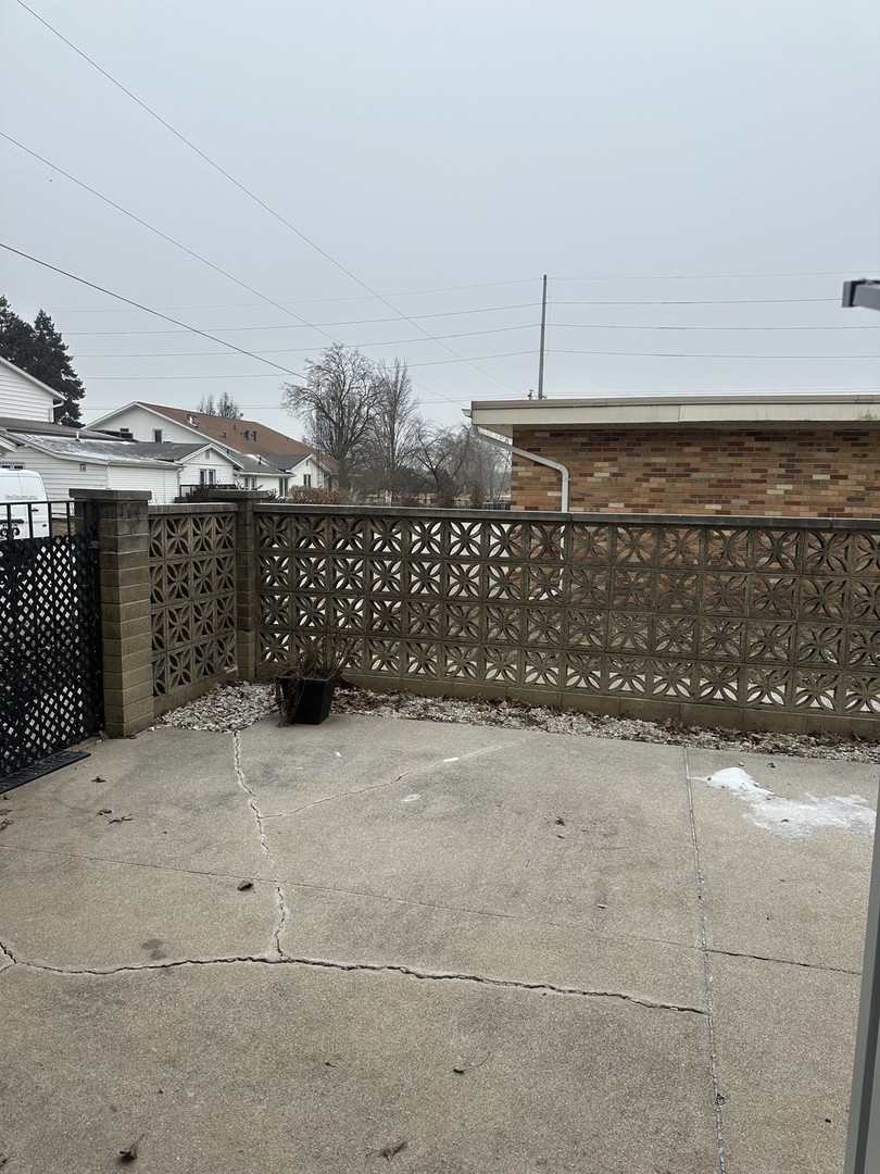 2211 Benjamin Lane, Bloomington, IL 61701