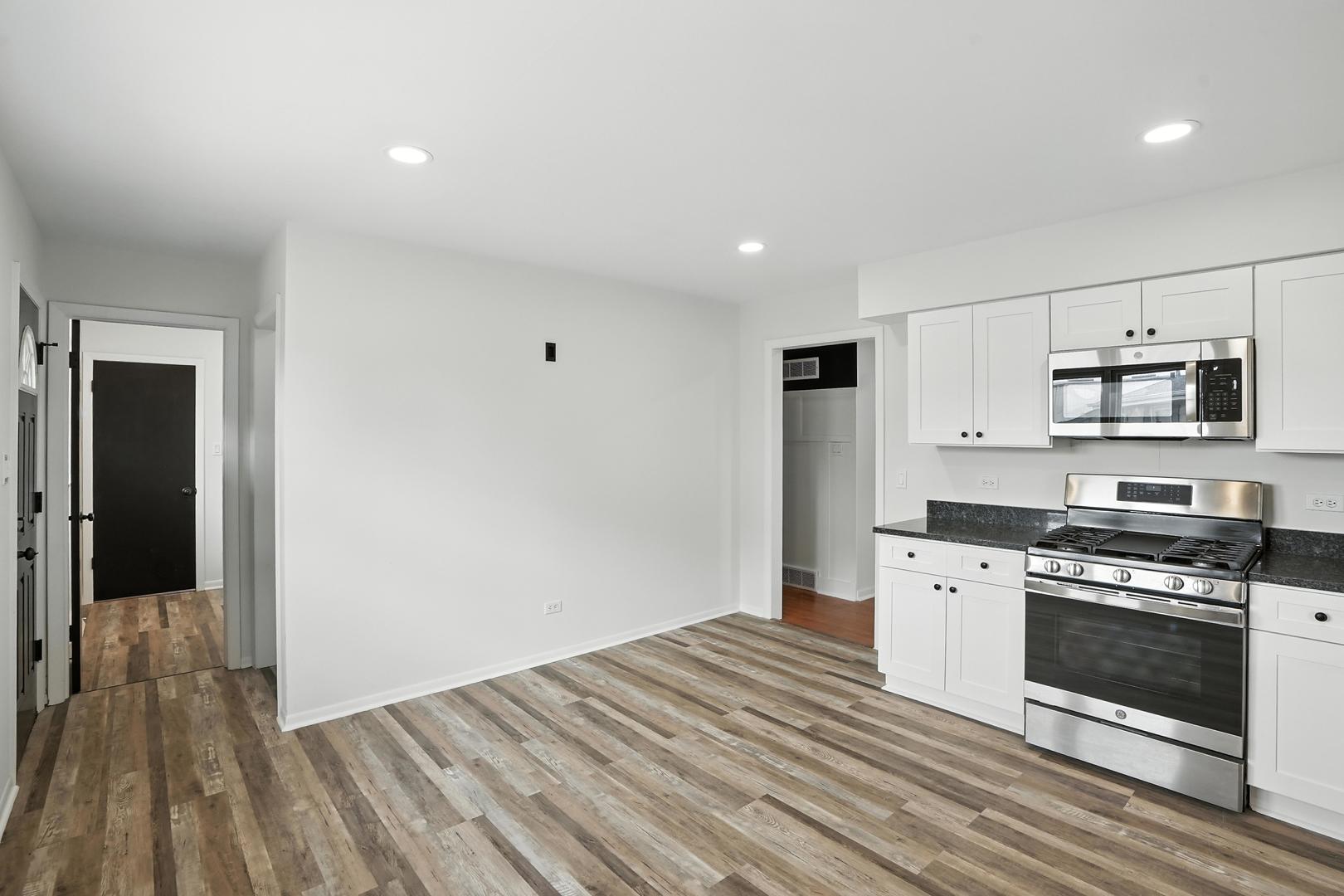 3312 E 170th Street, Lansing, IL 60438