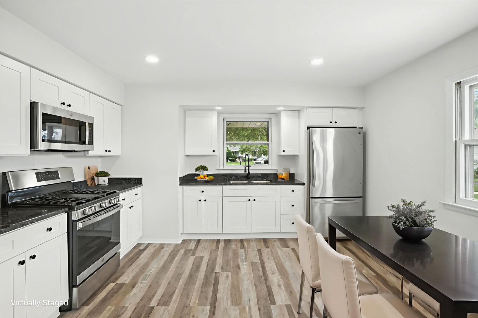 3312 E 170th Street, Lansing, IL 60438