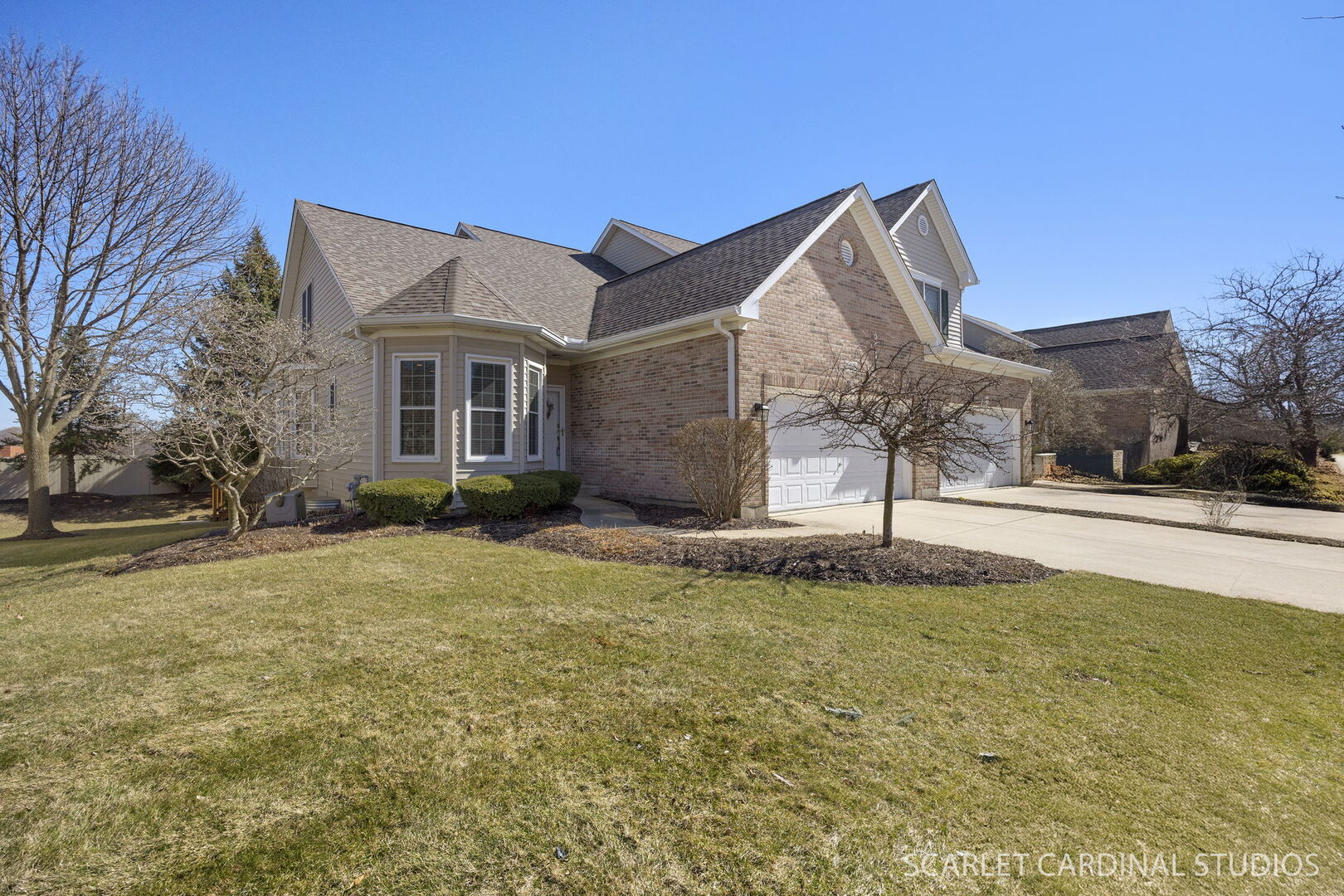 1N049 Mission Court, Winfield, IL 60190