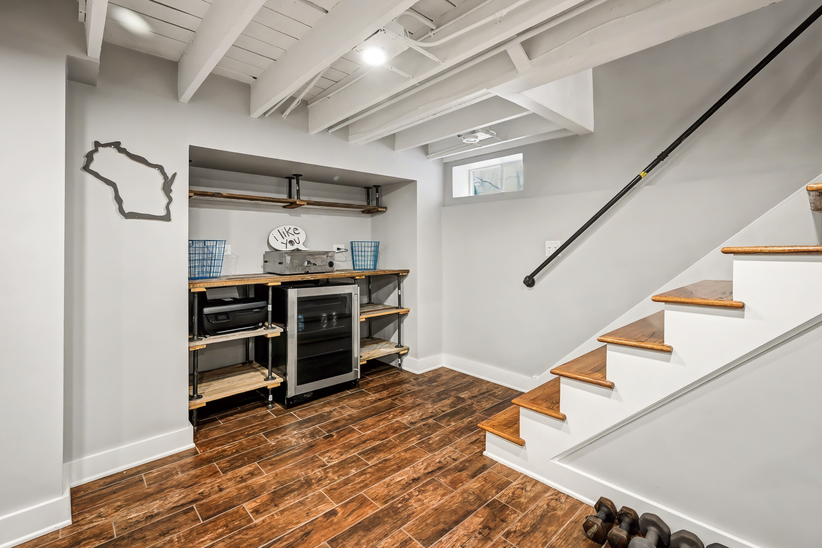 563 Taylor Avenue, Glen Ellyn, IL 60137