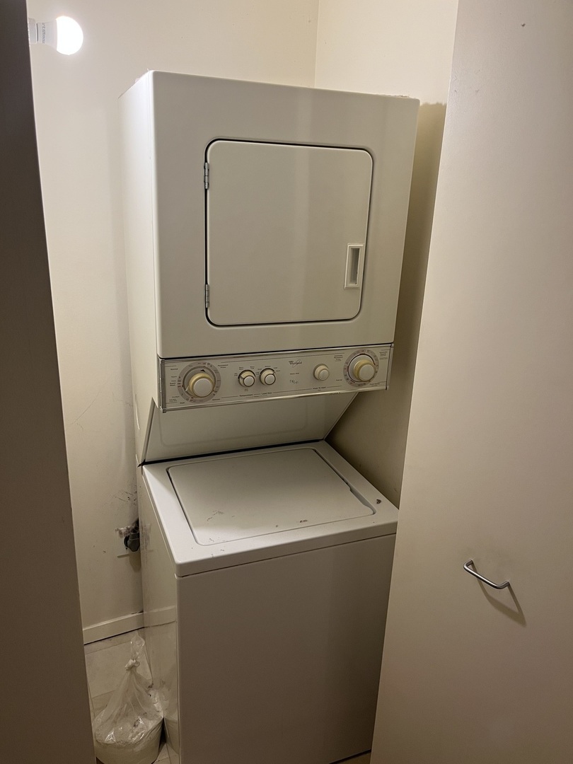 5200 S Ellis Avenue #202, Chicago, IL 60615