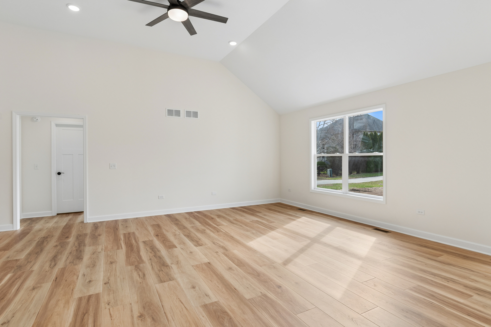 1142 Kate Drive, Yorkville, IL 60560