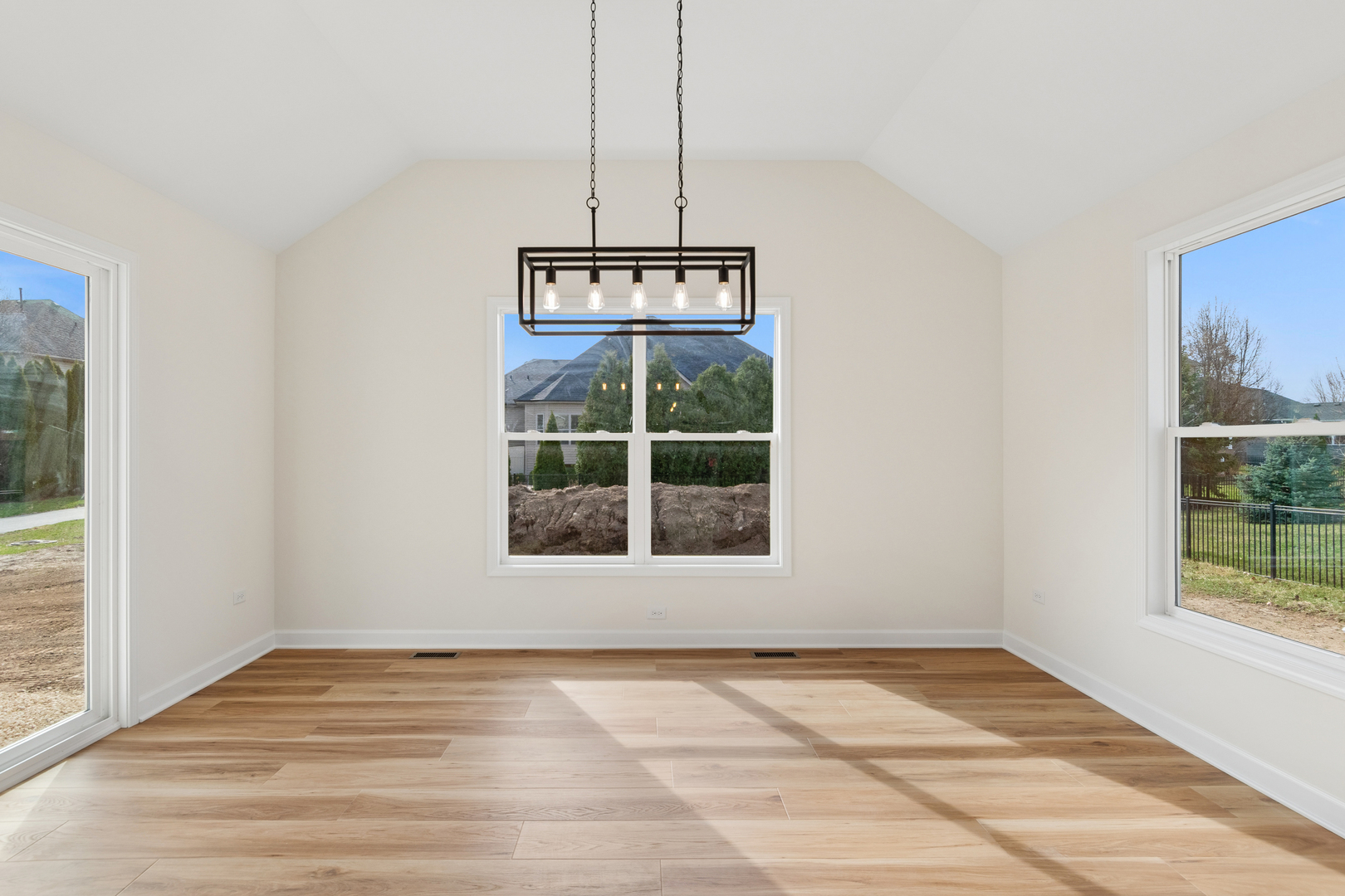 1142 Kate Drive, Yorkville, IL 60560