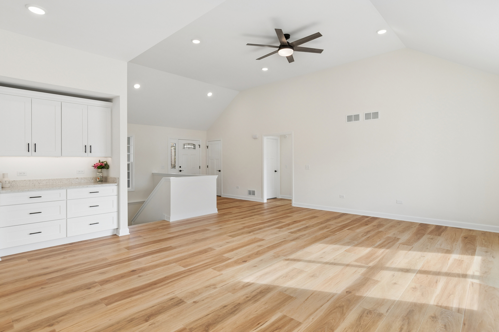 1142 Kate Drive, Yorkville, IL 60560