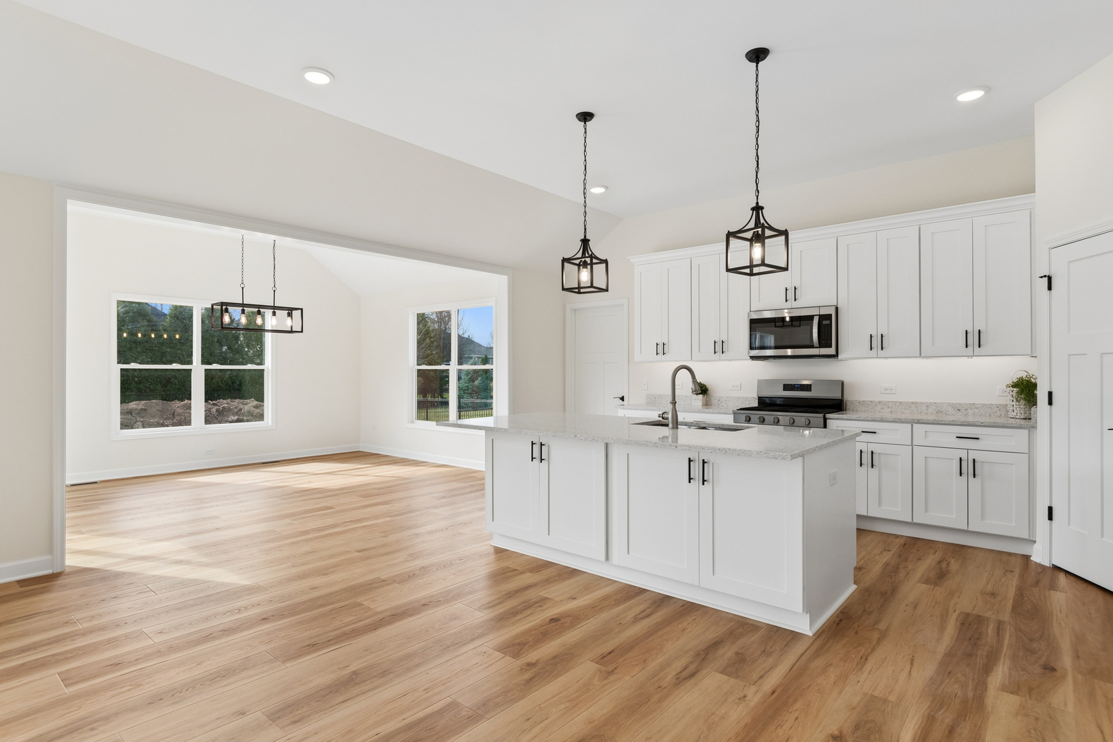 1142 Kate Drive, Yorkville, IL 60560