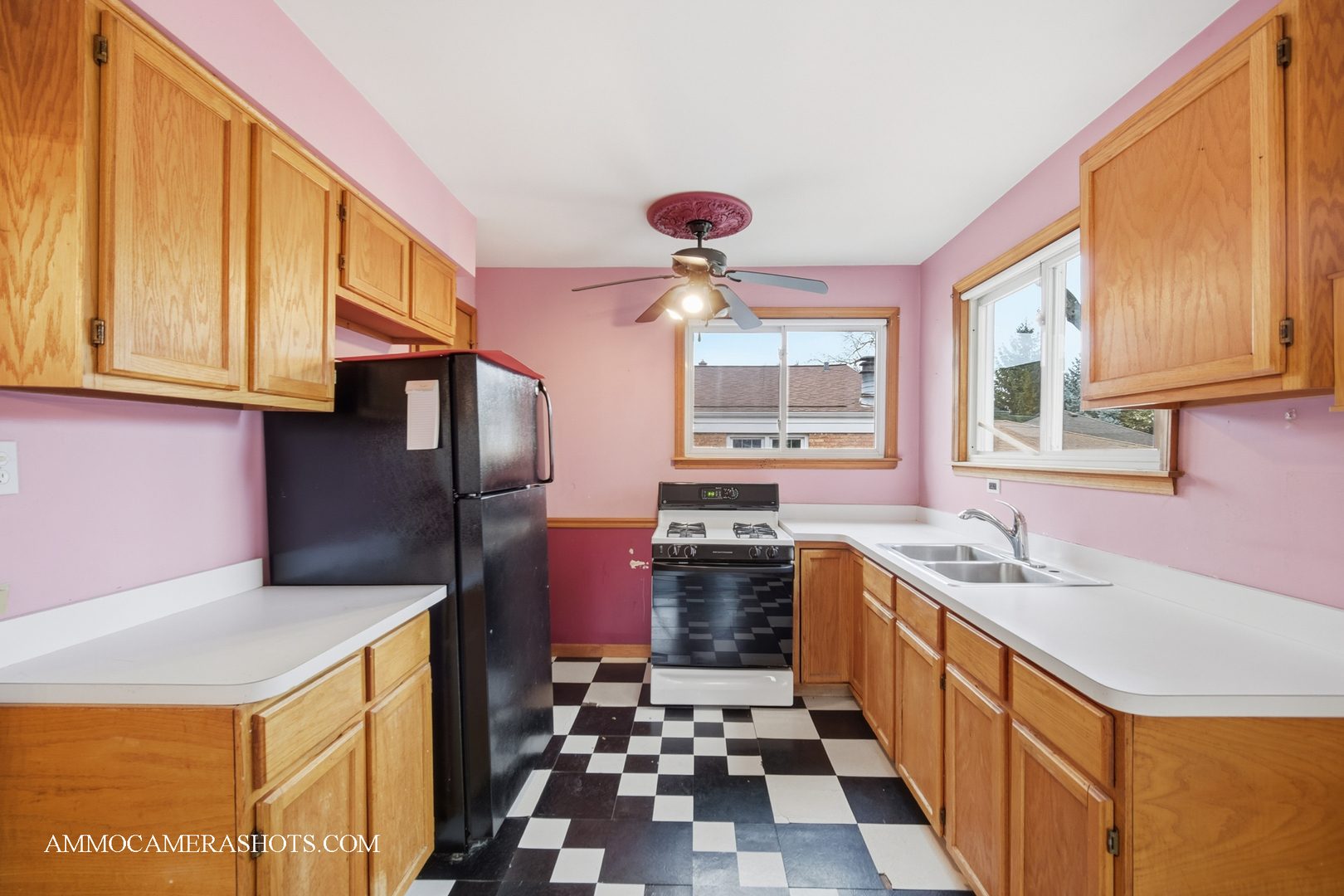 9611 S Homan Avenue, Evergreen Park, IL 60805