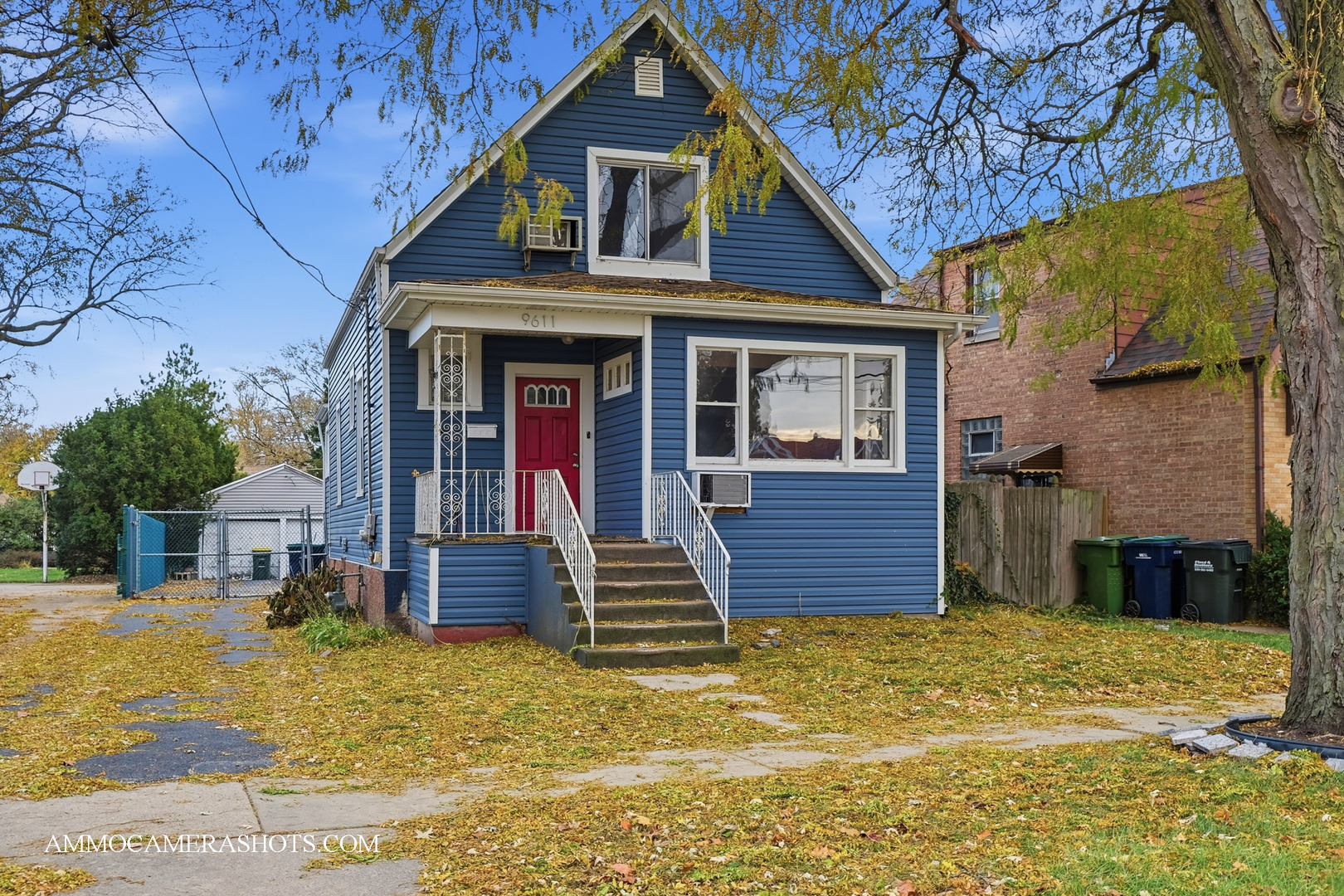 9611 S Homan Avenue, Evergreen Park, IL 60805