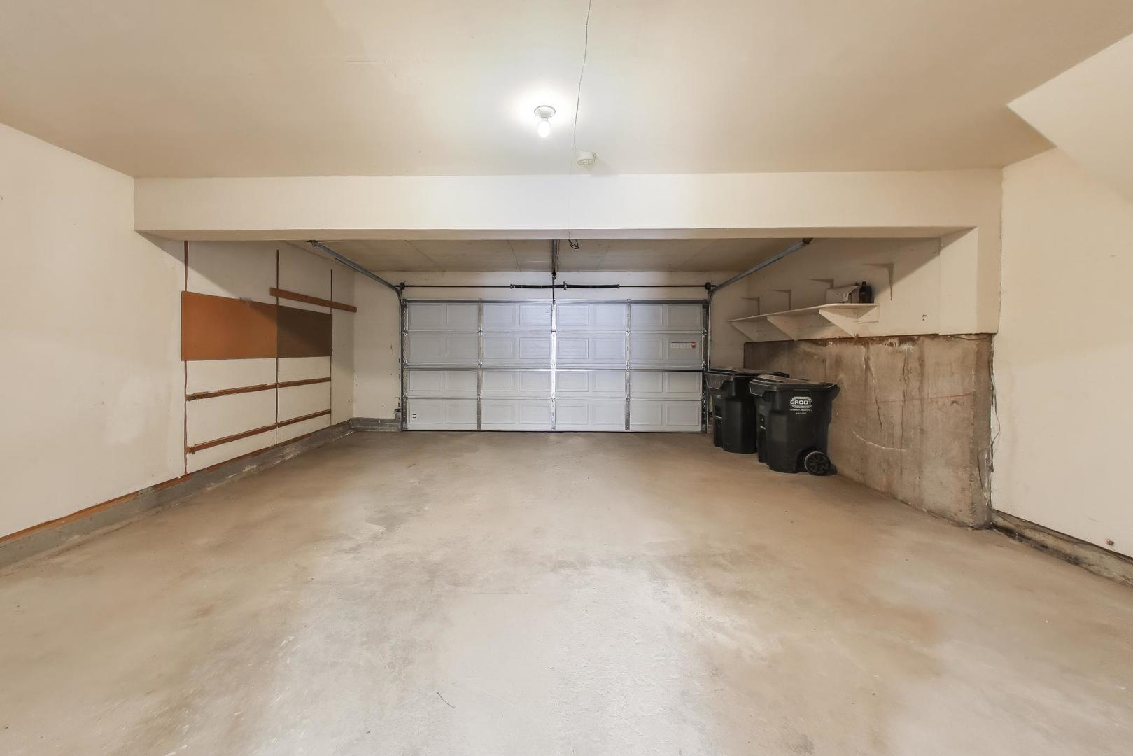 123 Kainer Avenue, Barrington, IL 60010