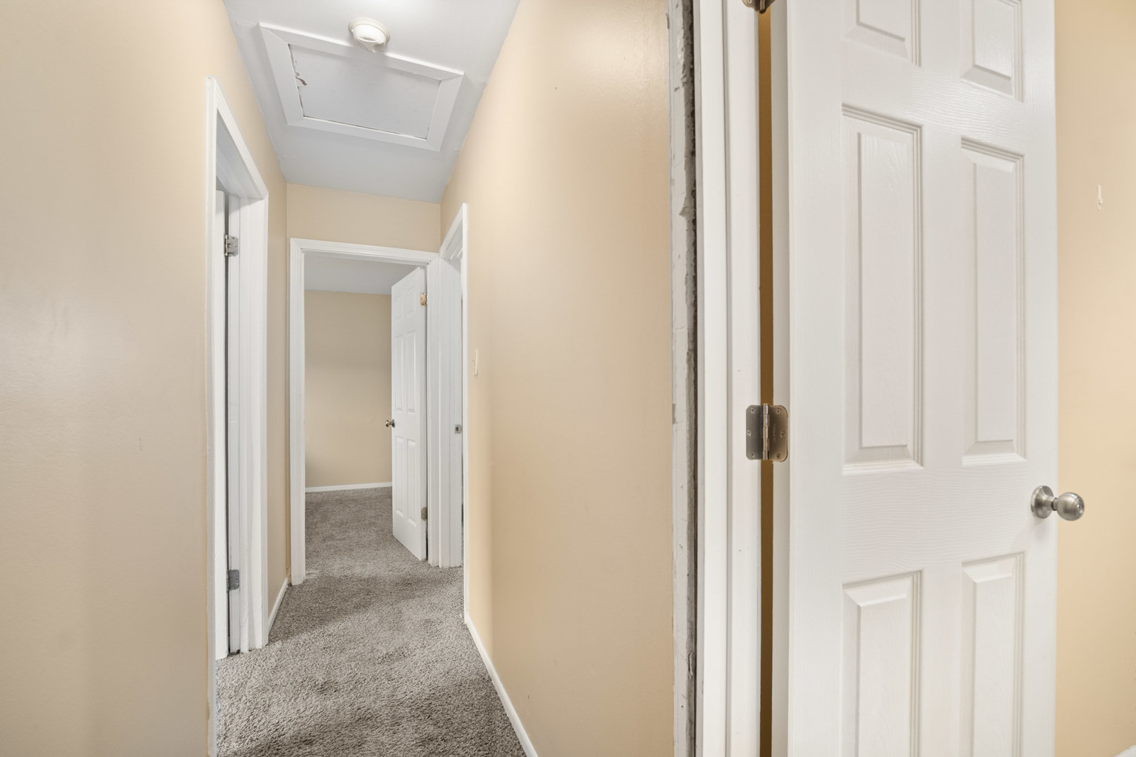 18033 Idlewild Drive, Country Club Hills, IL 60478