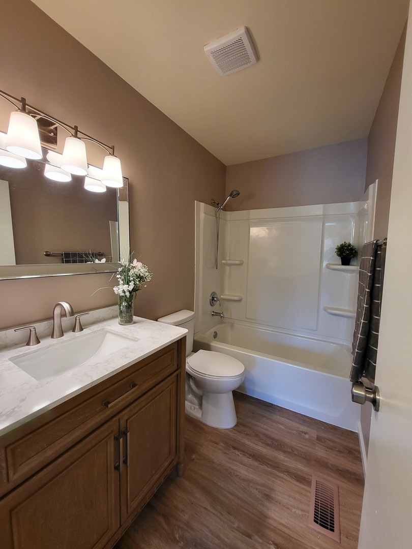 13 Marywood Lane #C, Bolingbrook, IL 60440