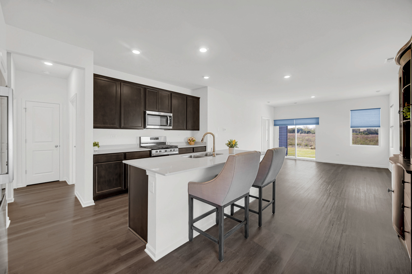 2930 Harnish Drive, Algonquin, IL 60102